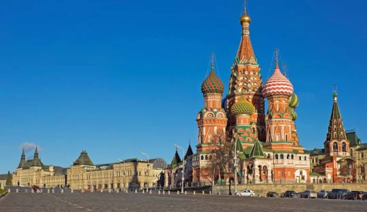 شرایط ویزای روسیه برای سفر در پاییز و مدارک مورد نیاز